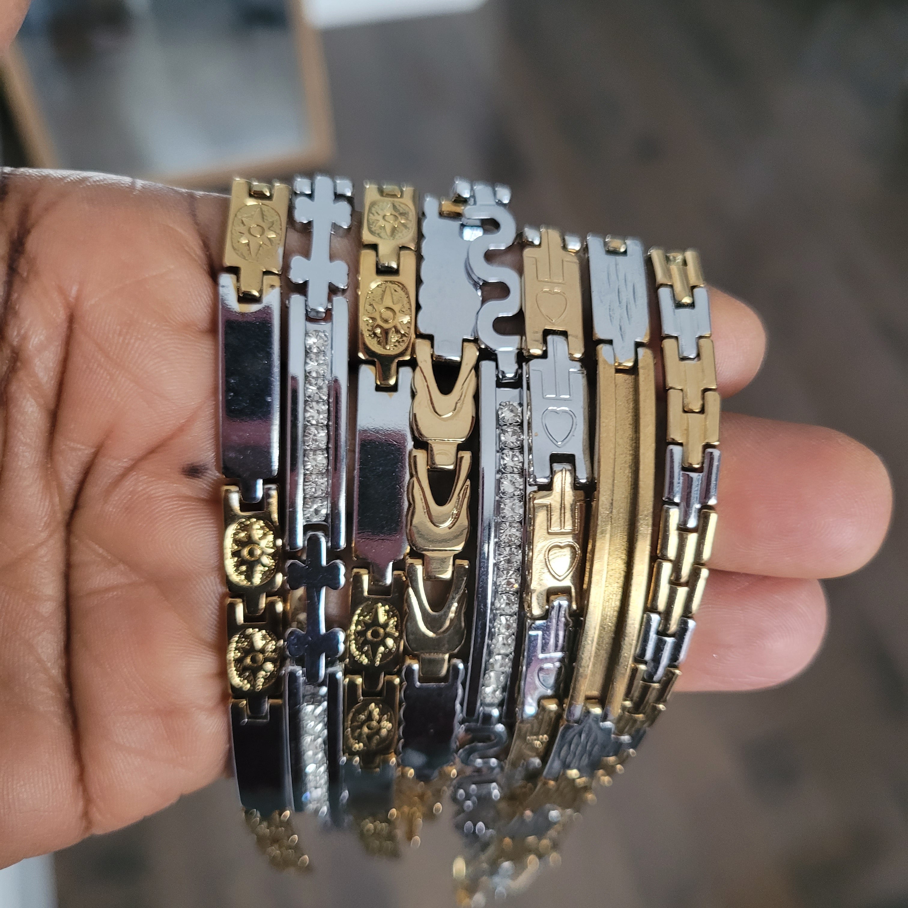 BIJOUX : TOUT SAVOIR SUR LES MATIÈRES POUR ACHETER AVEC CONFIANCE