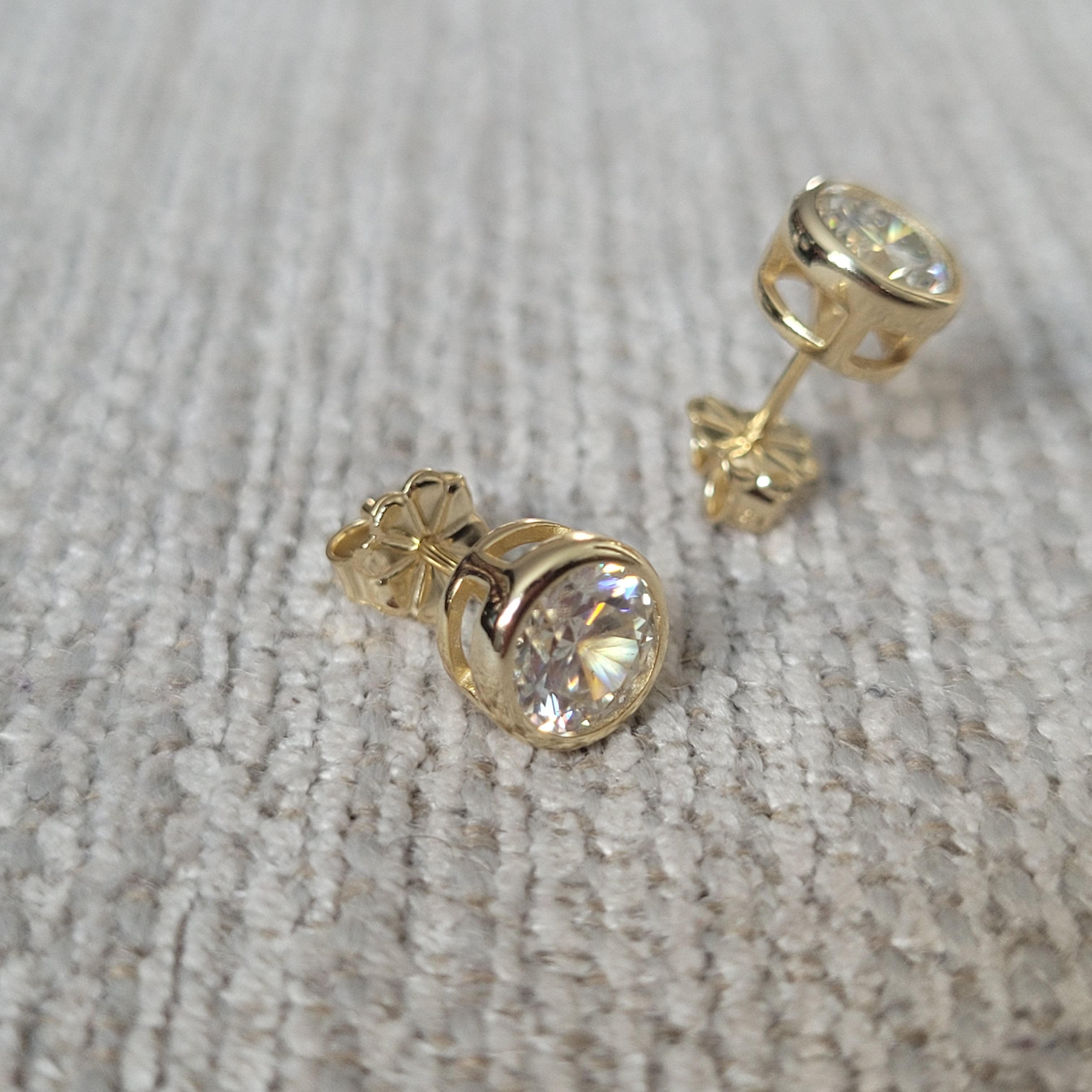 Puces en plaqué Or 14K